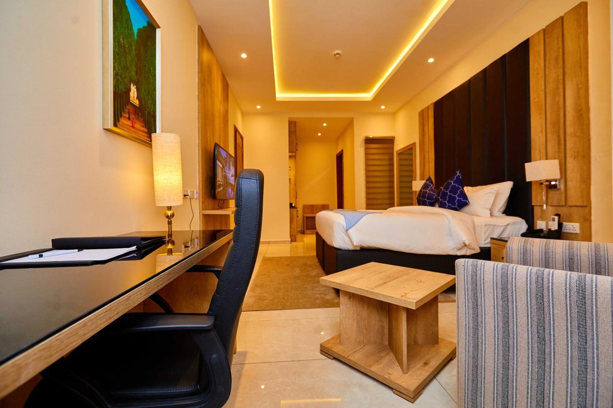 Vintano Hotel Lekki Esterno foto