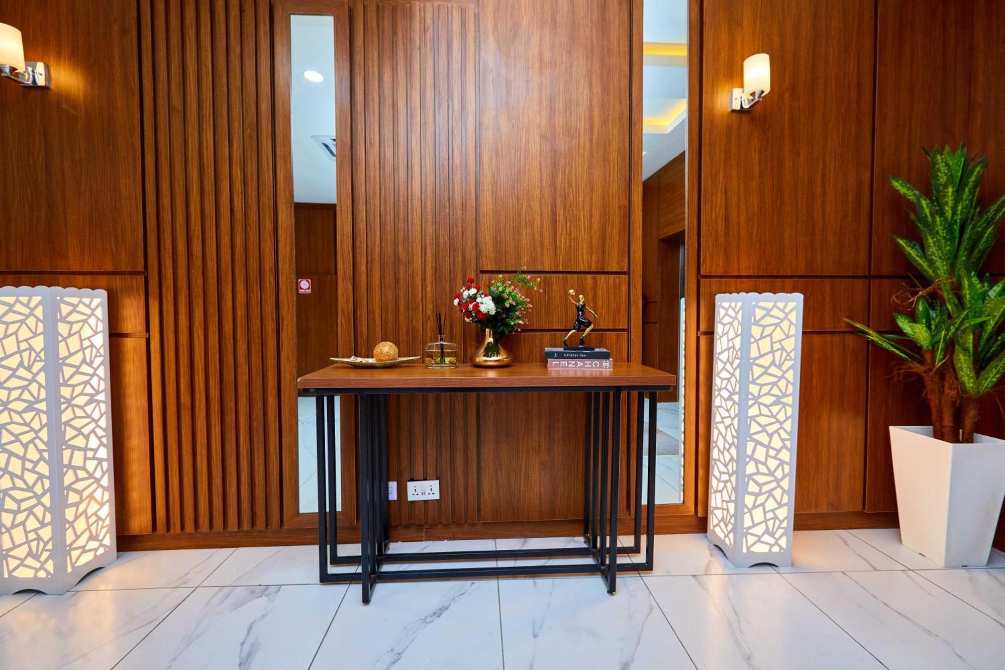 Vintano Hotel Lekki Esterno foto