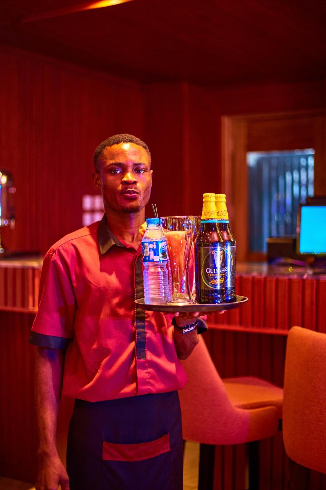 Vintano Hotel Lekki Esterno foto