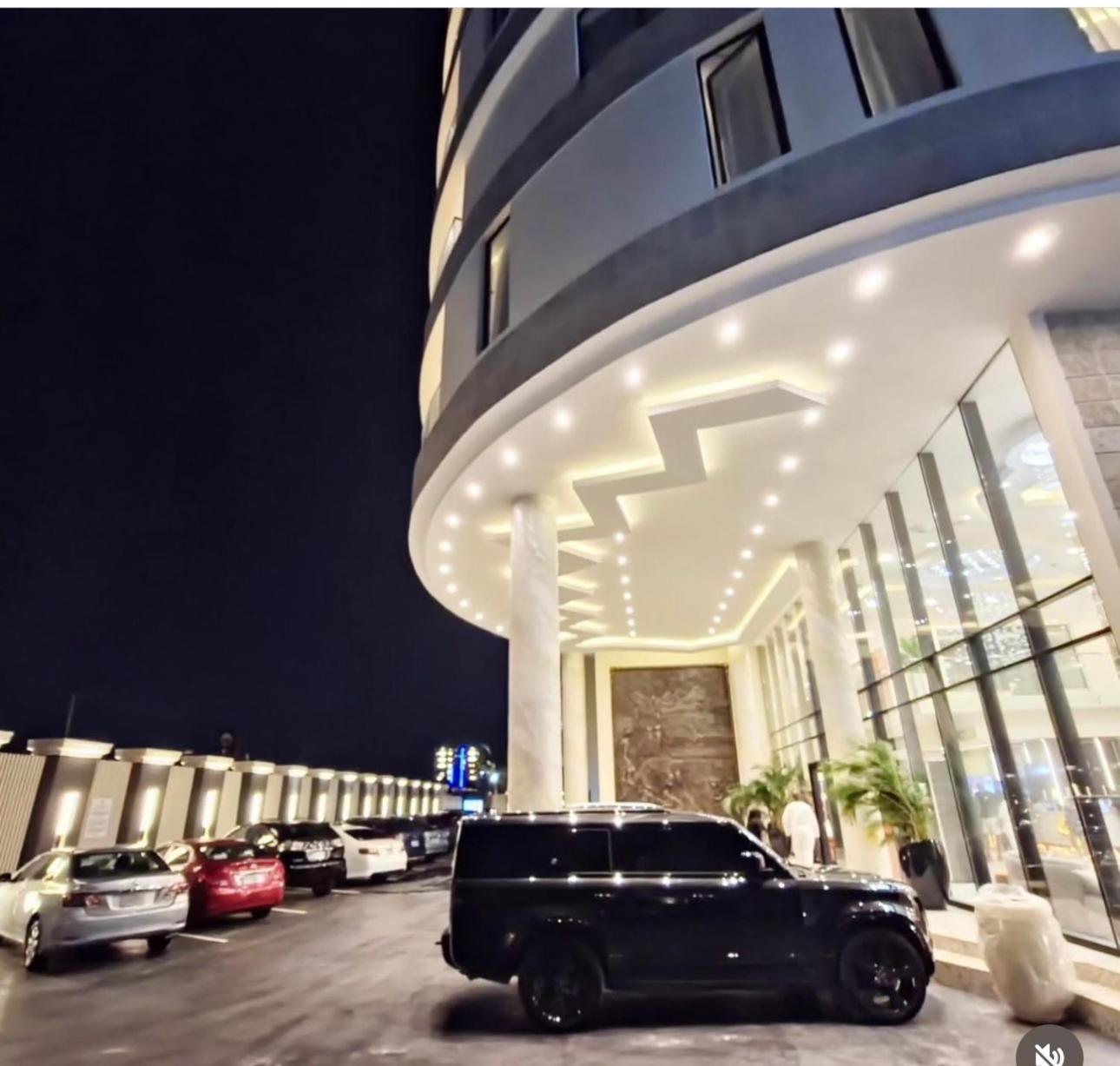 Vintano Hotel Lekki Esterno foto